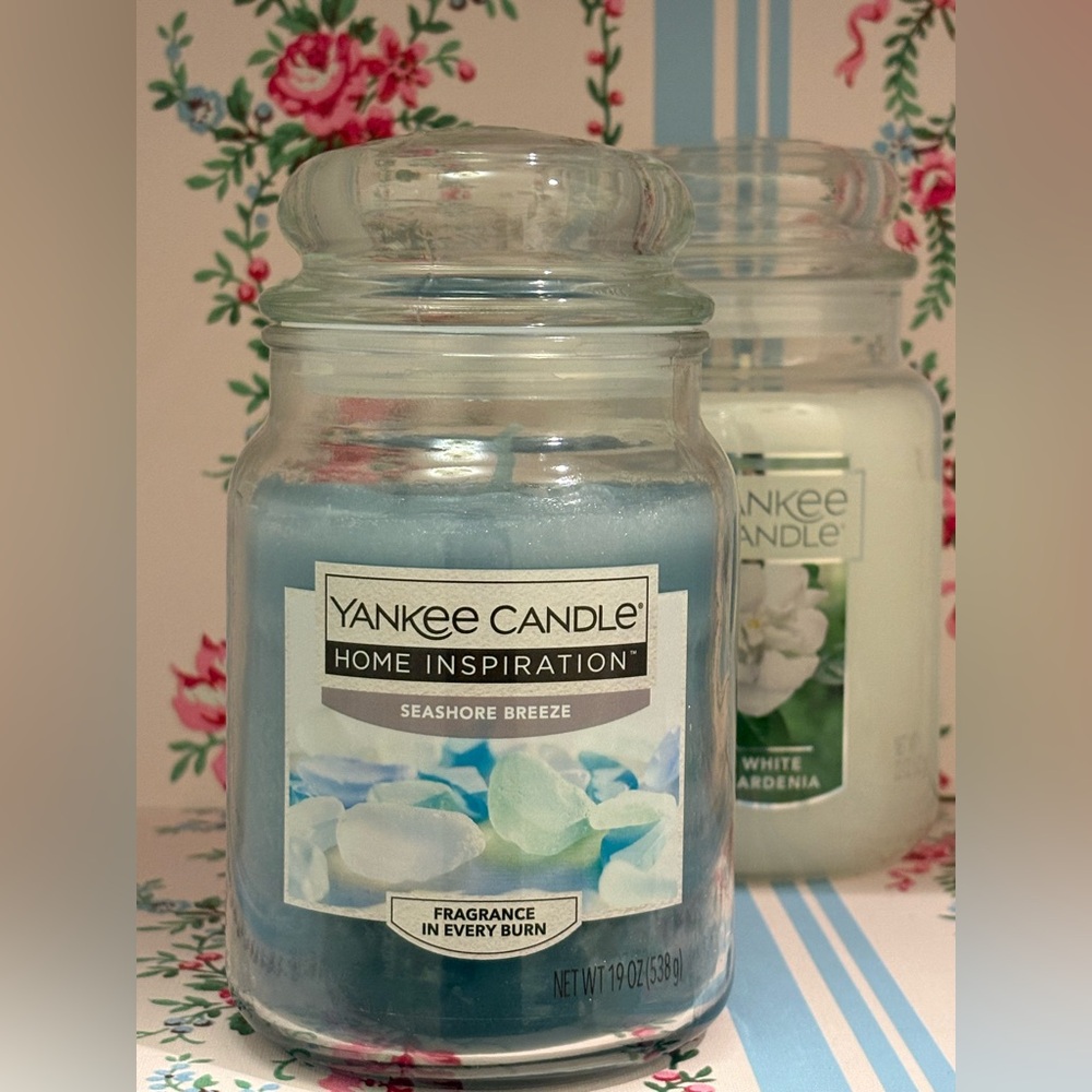Retired Scent! NEW Yankee Candle Large Jar Candle, Seashore Breeze Fragrance